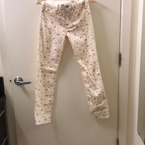 Floral pattern pants